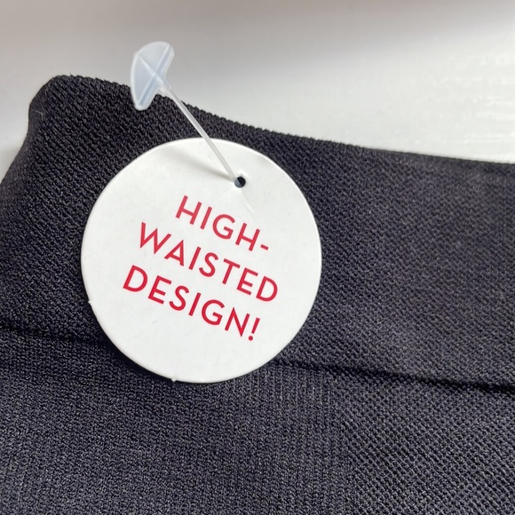 SPANX look at me now highwaisted seamless leggings in very black NWT - Picture 6 of 7